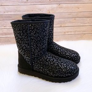 UGG Classic Short Snow Leopard Black Boots